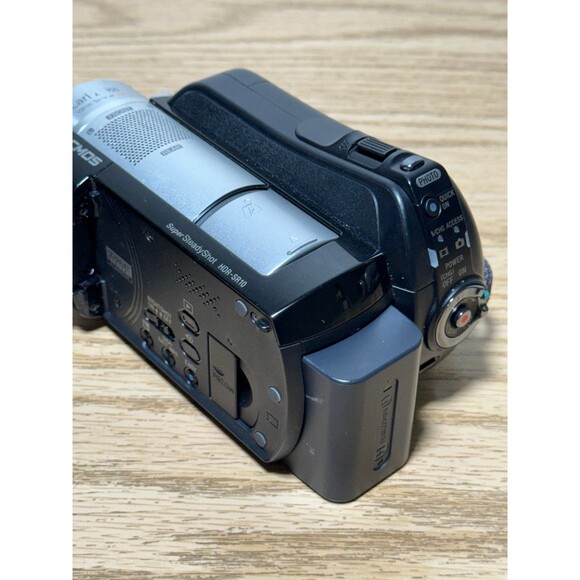 Sony Handycam HDR-SR10 Camcorder‎ Full HD 40GB HDD Tested And Working - Picture 5 of 10